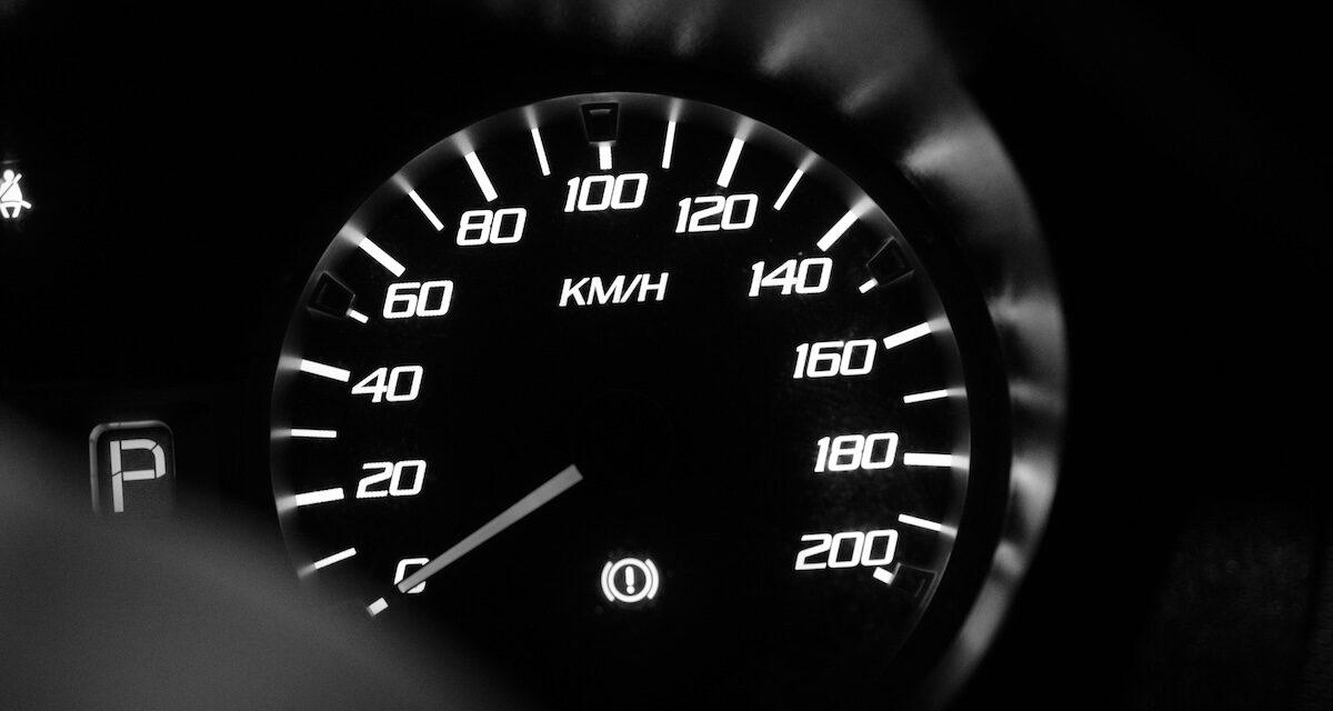 120 km au lieu de 100 : elle écope d'une amende faramineuse de 7 500 ¬ pour un excès de vitesse modeste !