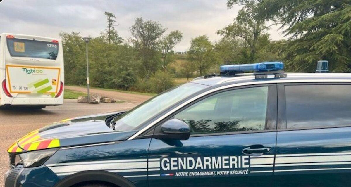 Arrêtés après un vol, ils tentent de cacher les clés de l'Audi volée... dans la voiture de la gendarmerie !