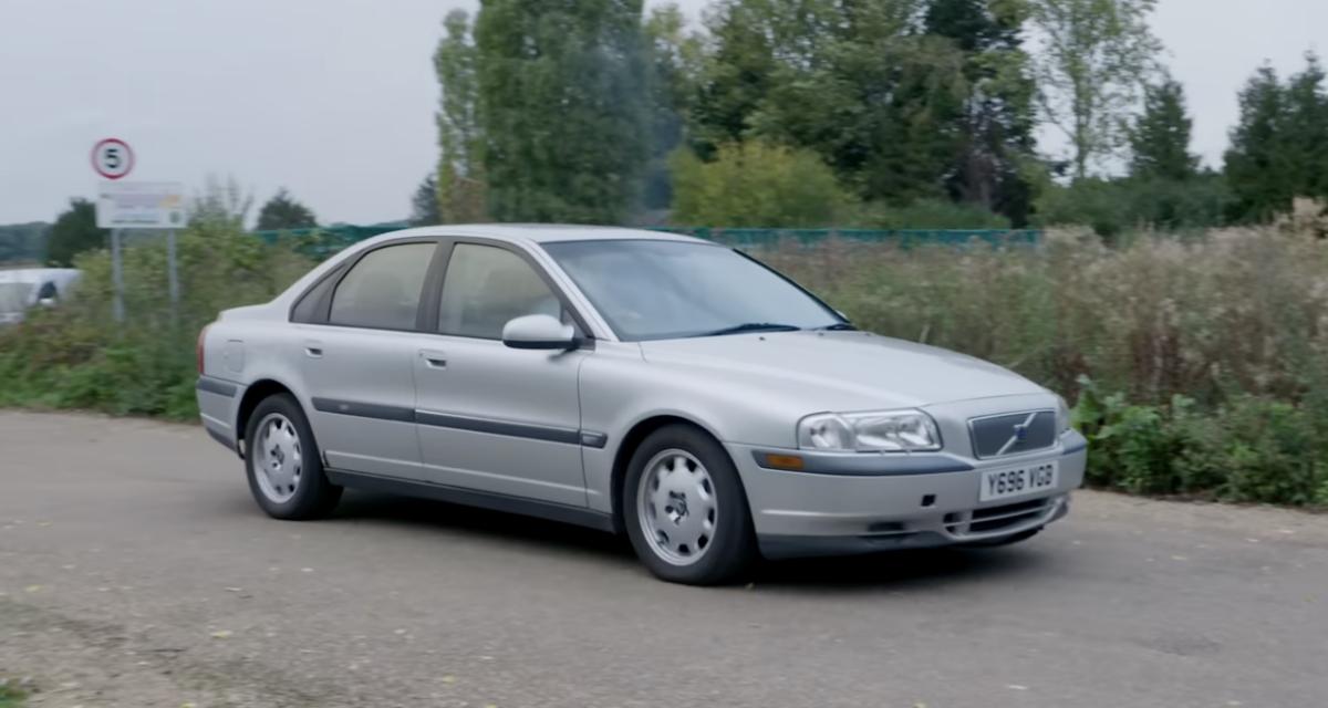 Il achète une vielle Volvo pour 484 euros et découvre un record incroyable en la conduisant