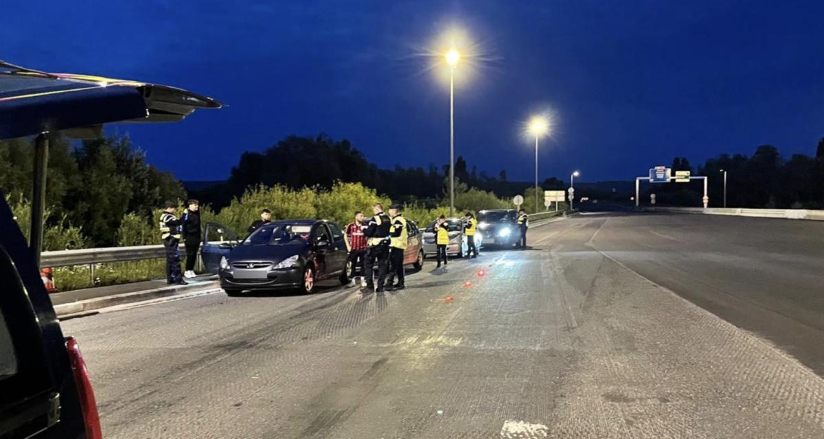 À 14 ans, il vole la voiture de sa mère, refuse d'obtempérer et emboutit cinq véhicules