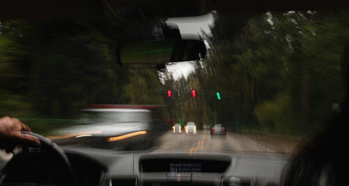 Ivre au volant à 4,2 g/l, une médecin provoque un accident quelques jours après son exclusion des alcooliques anonymes