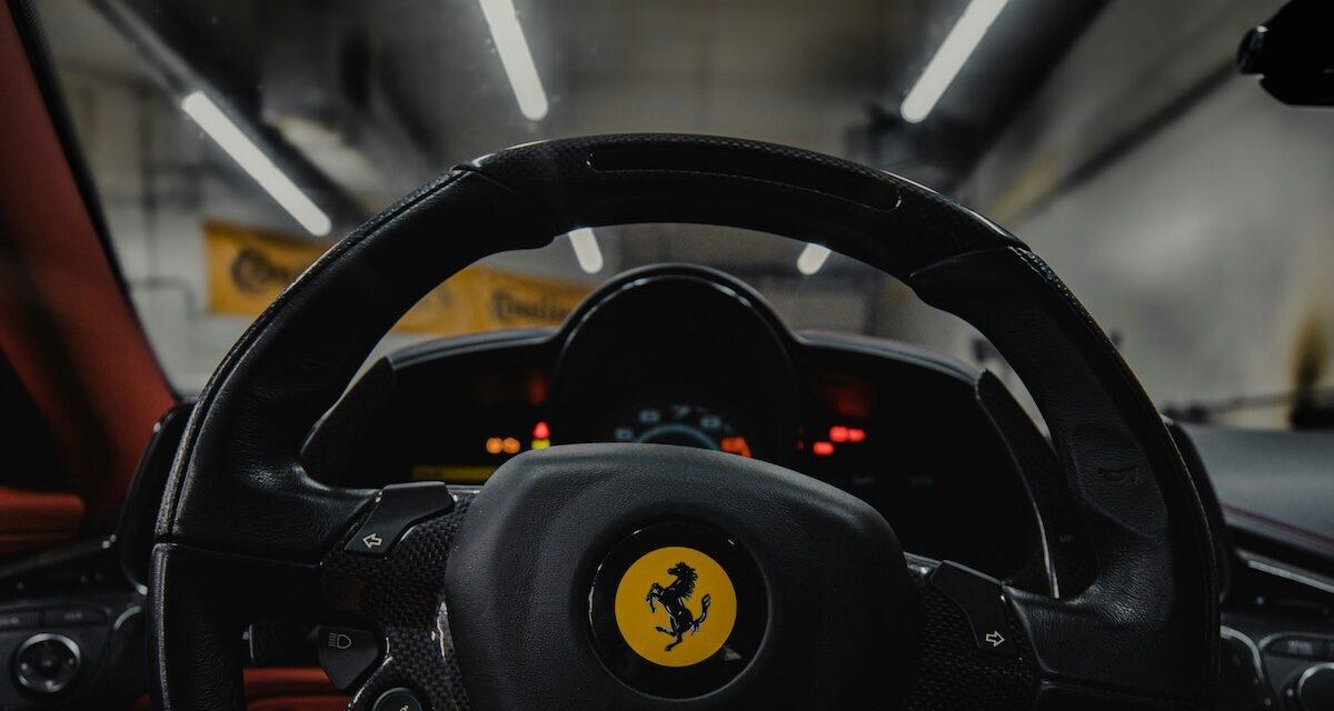 400 000 ¬ partis en fumée en quelques heures : une Ferrari 488 Pista volée finit en cendres après une fuite avortée