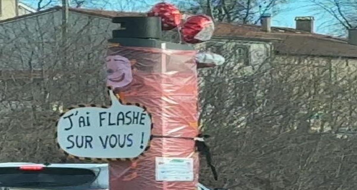 Après le sapin de Noël, un radar relooké façon Saint-Valentin