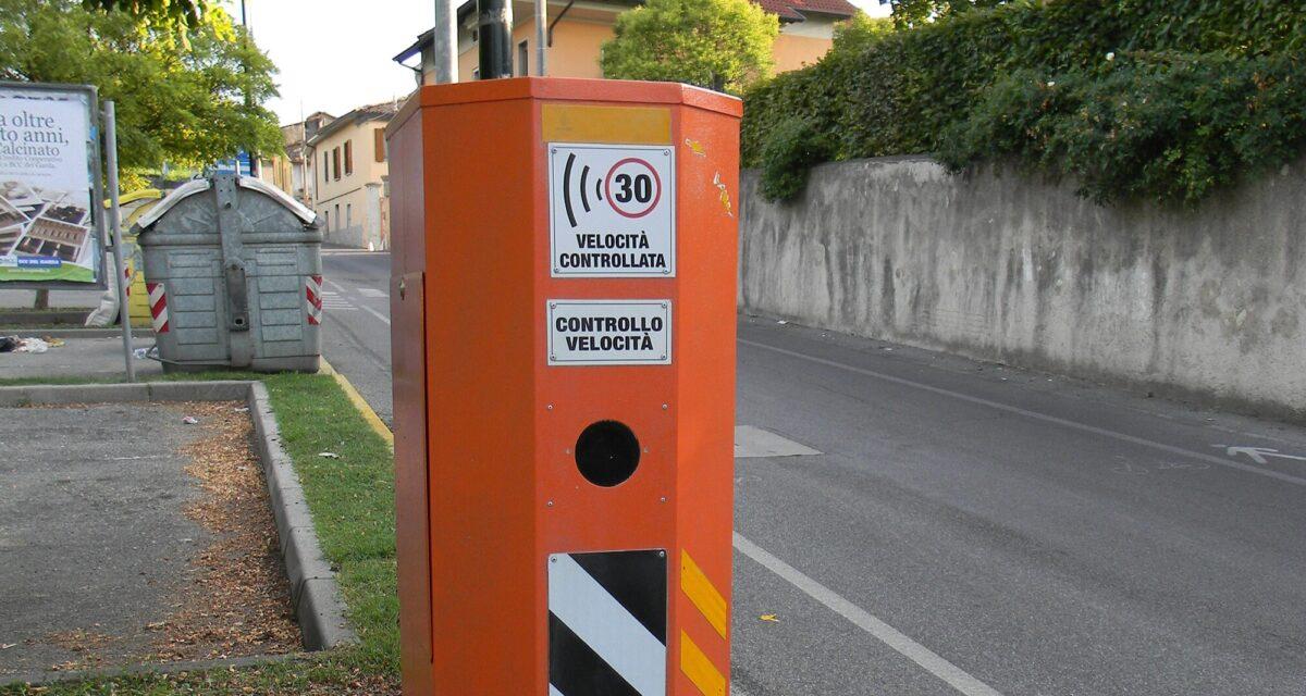 Même mode opératoire : des radars sciés en pleine nuit, la mystérieuse signature qui inquiète à nouveau les autorités