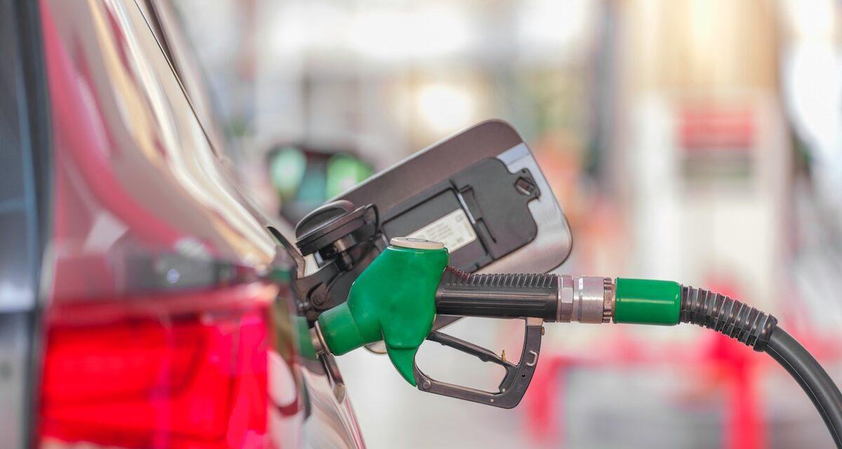 Une contamination du carburant par de l'eau provoque des pannes : les explications d'Intermarché et de Leclerc