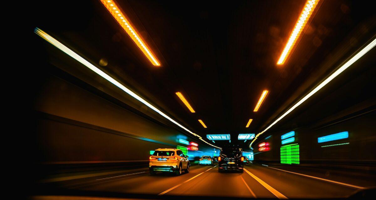 Flashé à 182 km/h sur une autoroute : l'histoire hallucinante d'un adolescent de 17 ans