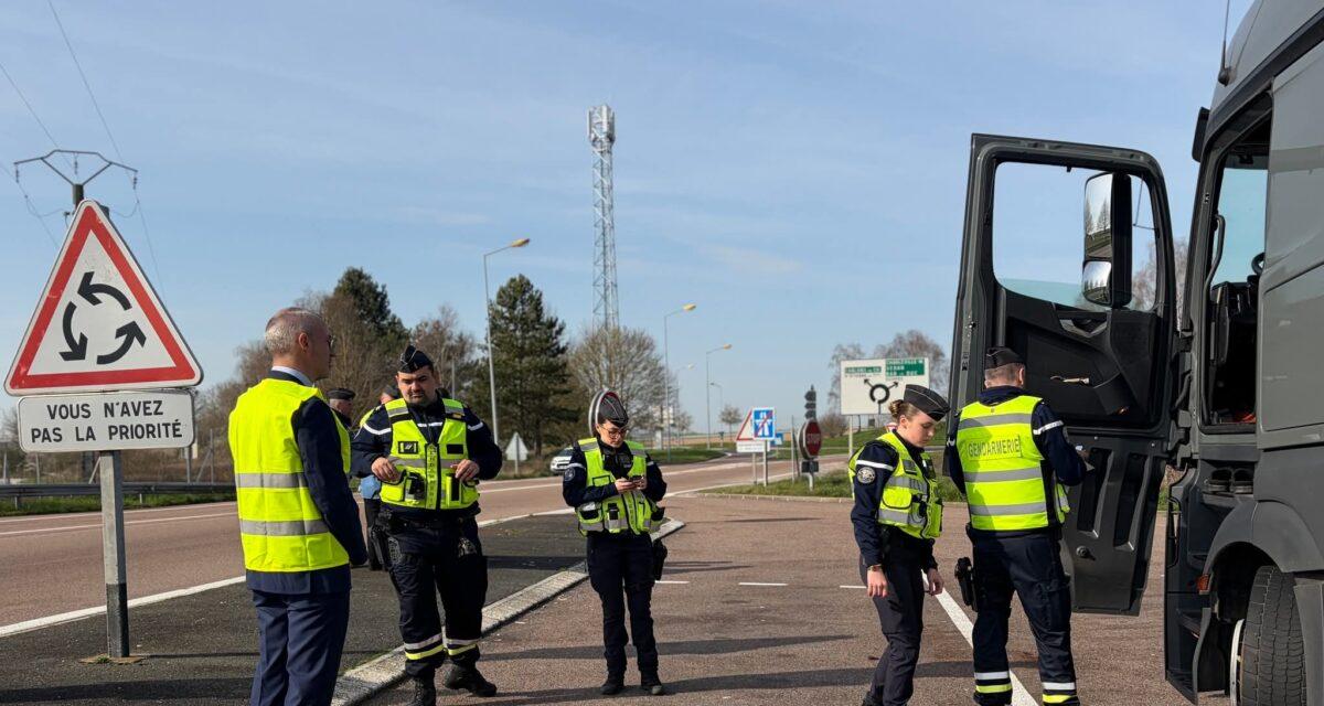 730 véhicules contrôlés en une matinée : alcool, téléphone et oreillette au volant... les gendarmes découvrent 149 infractions sur la route
