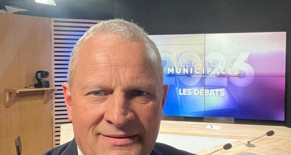 Soupçonné d'avoir conduit sans permis valide, le maire sortant de Mont-de-Marsan voit l'enquête s'effondrer sur un détail administratif inattendu