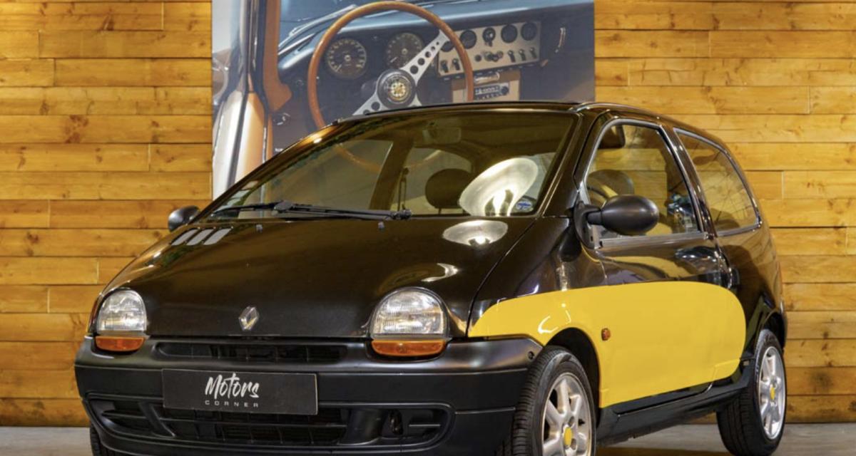Une twingo transformée en voiture de luxe d'antan refait surface : elle n'a rien perdu