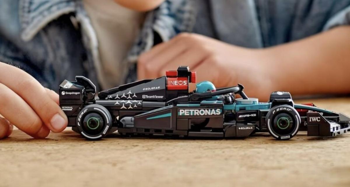 Après la victoire de Kimi Antonelli, le LEGO Mercedes de F1 affole les ventes