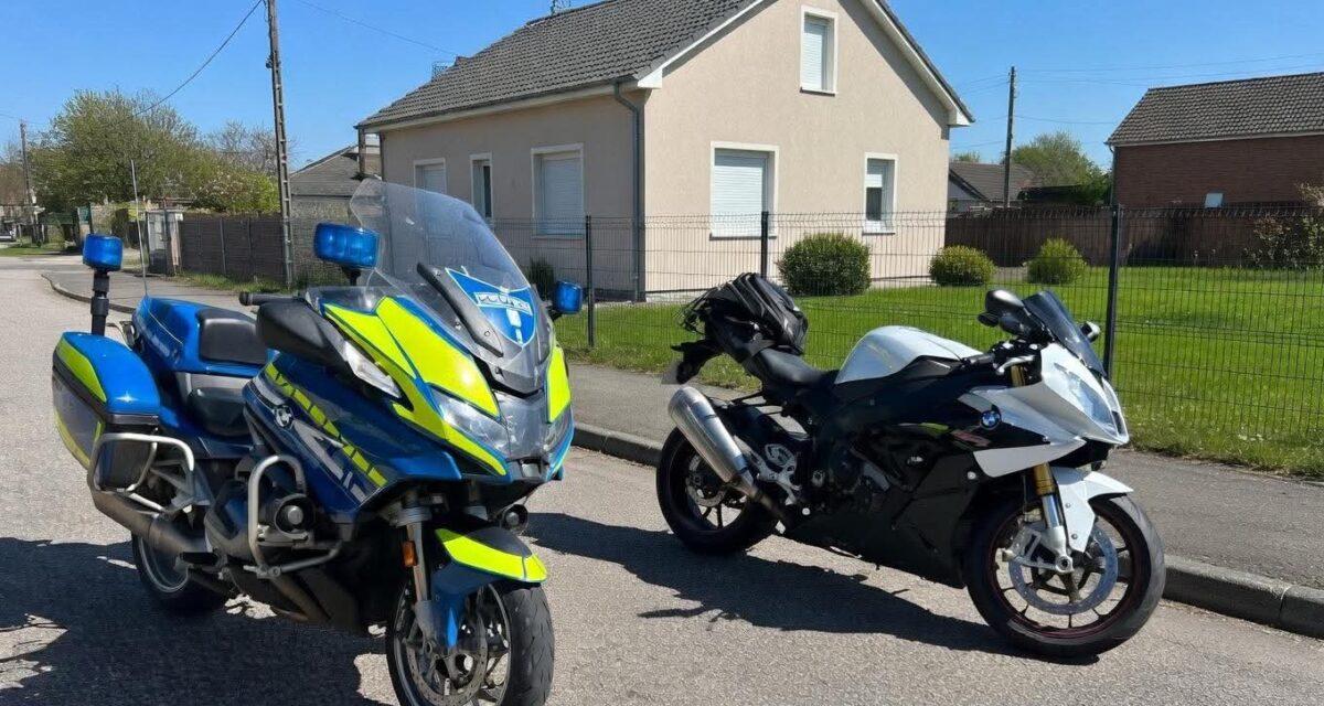 À 278 km/h au lieu de 90, il pensait passer entre les mailles : rattrapé après une course folle, ce motard paie le prix fort