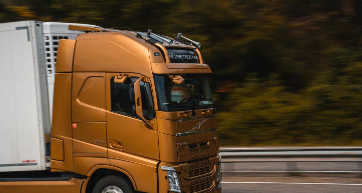 Un chauffeur poids lourd contrôlé avec 3,8 g d'alcool au volant après un accident et un délit de fuite, son permis a été retiré immédiatement