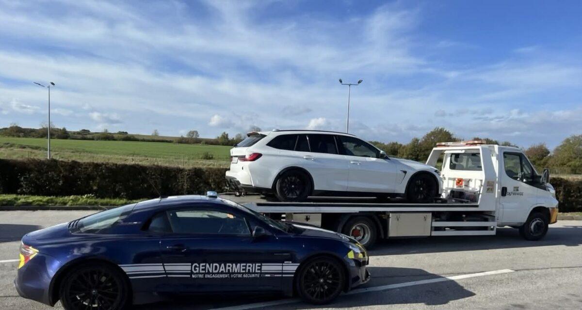BMW M3 arrêtée à 237 km/h : intervention musclée, permis retiré et sanctions maximales prévues par la loi 2026 sur les excès de vitesse extrêmes
