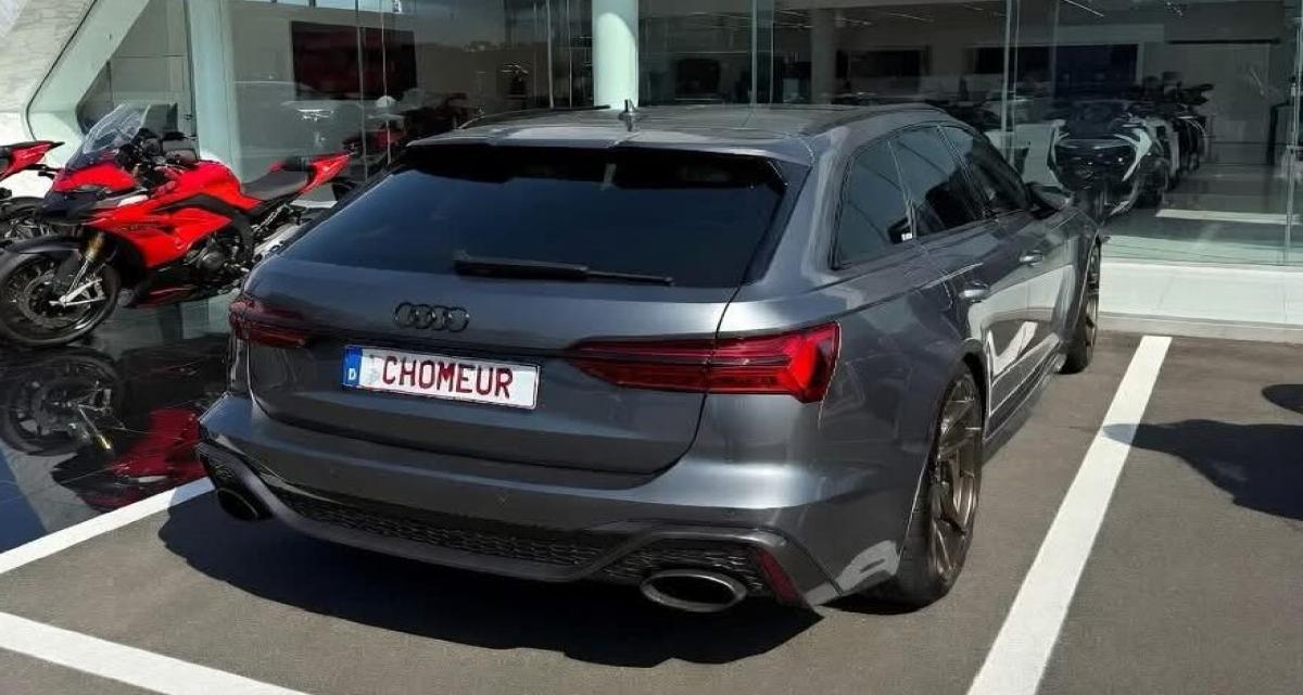 Une voiture à 150 000 ¬ avec une plaque CHÔMEUR : ce choix improbable qui amuse la toile