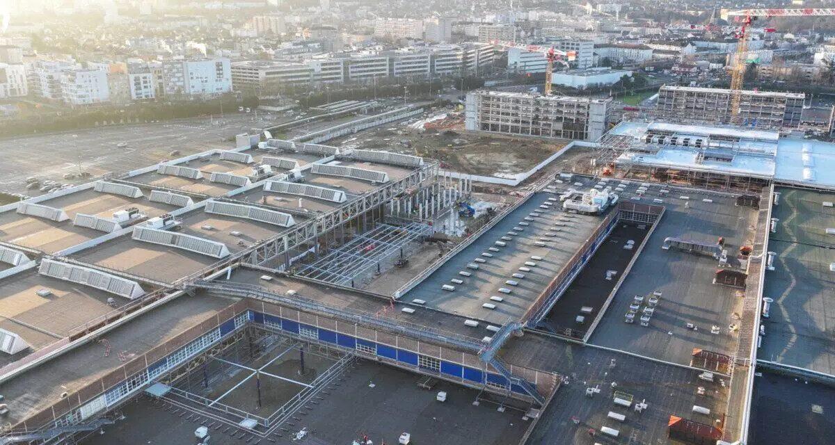 À partir de 2029, l'usine Stellantis de Poissy ne fabriquera plus de voitures