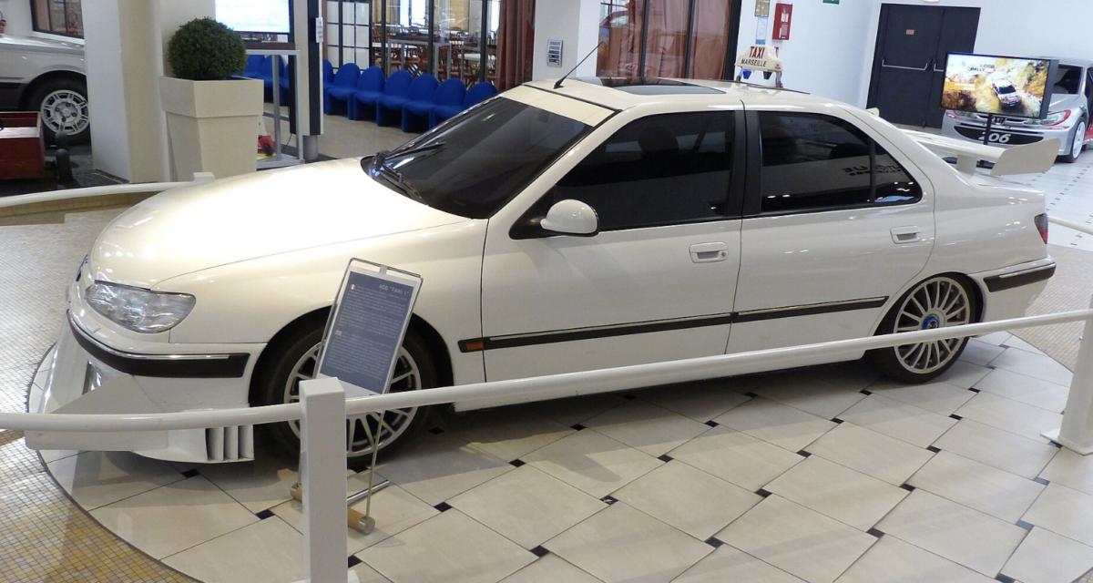 Dans Taxi, certains cascadeurs devaient venir avec leur propre voiture... et parfois la sacrifier