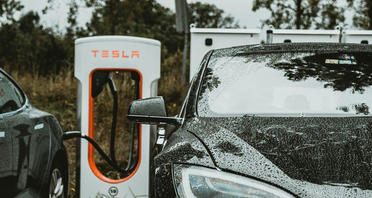 Sans la moindre annonce, Tesla augmente sensiblement le prix de la recharge en France