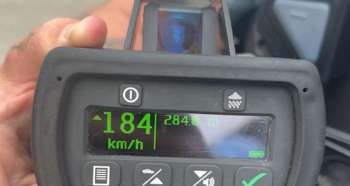 Il double la vitesse autorisée et se retrouve sans permis ni voiture : les gendarmes ont tout saisi