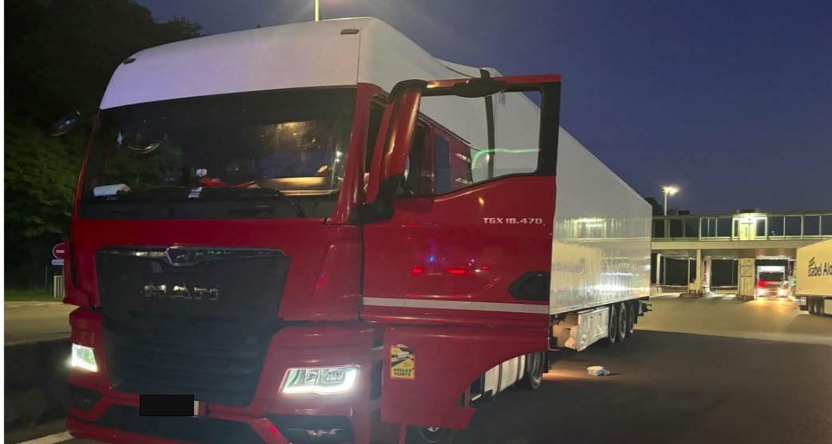 Une pompe télécommandée par radio cachée sous un camion : 150L de gazole volés en quelques minutes sur l'autoroute