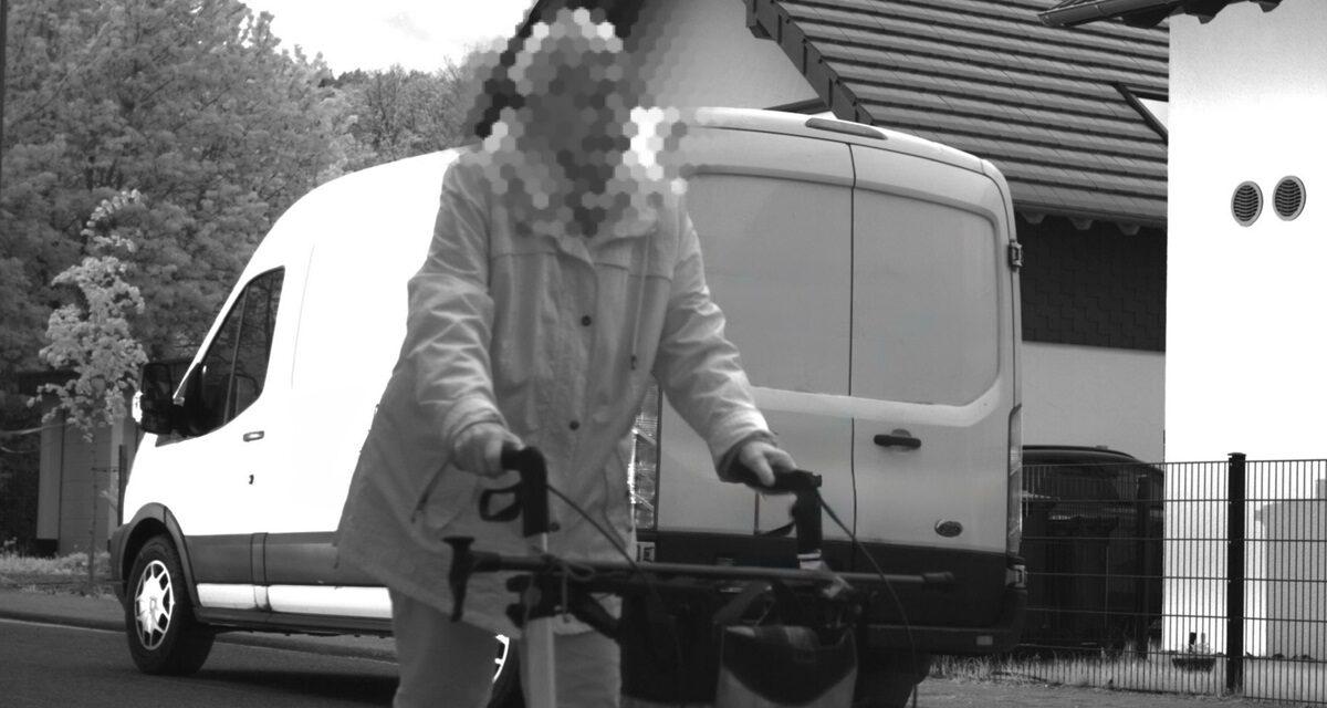 Insolite : flashée à 42 km/h... une mamie en déambulateur piège un radar, et sauve un automobiliste
