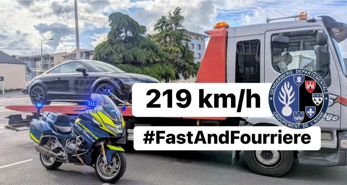 Il roule à 219 km/h au lieu de 110, double plusieurs voitures et freine en voyant les gendarmes... trop tard pour ce chauffard récidiviste