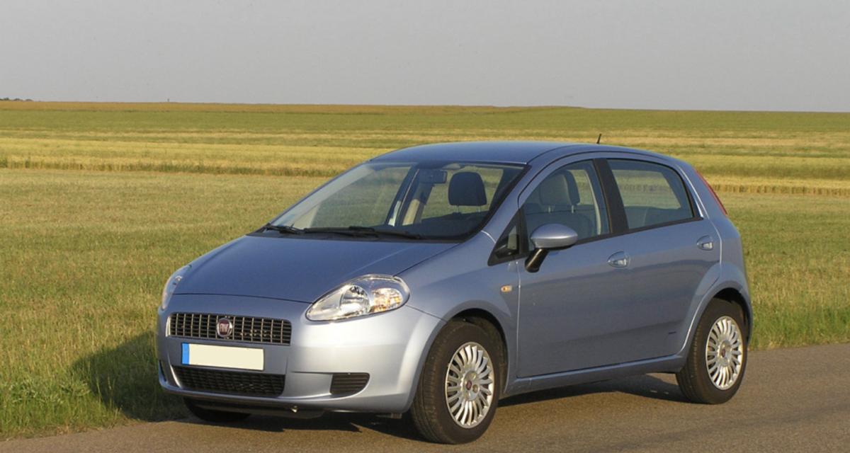 Avec 24 millions d'euros en poche grâce à Harry Potter, Daniel Radcliffe s'offre une... Fiat Grande Punto