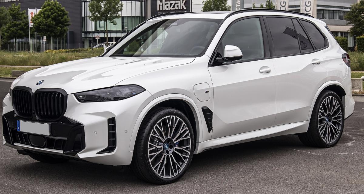 BMW X5 : des feux en forme de X qui font beaucoup parler