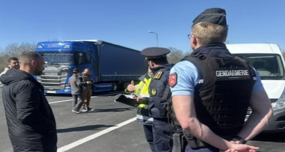 Flashé en grand excès de vitesse à plus de 160 km/h, ce jeune permis perd tout d'un coup