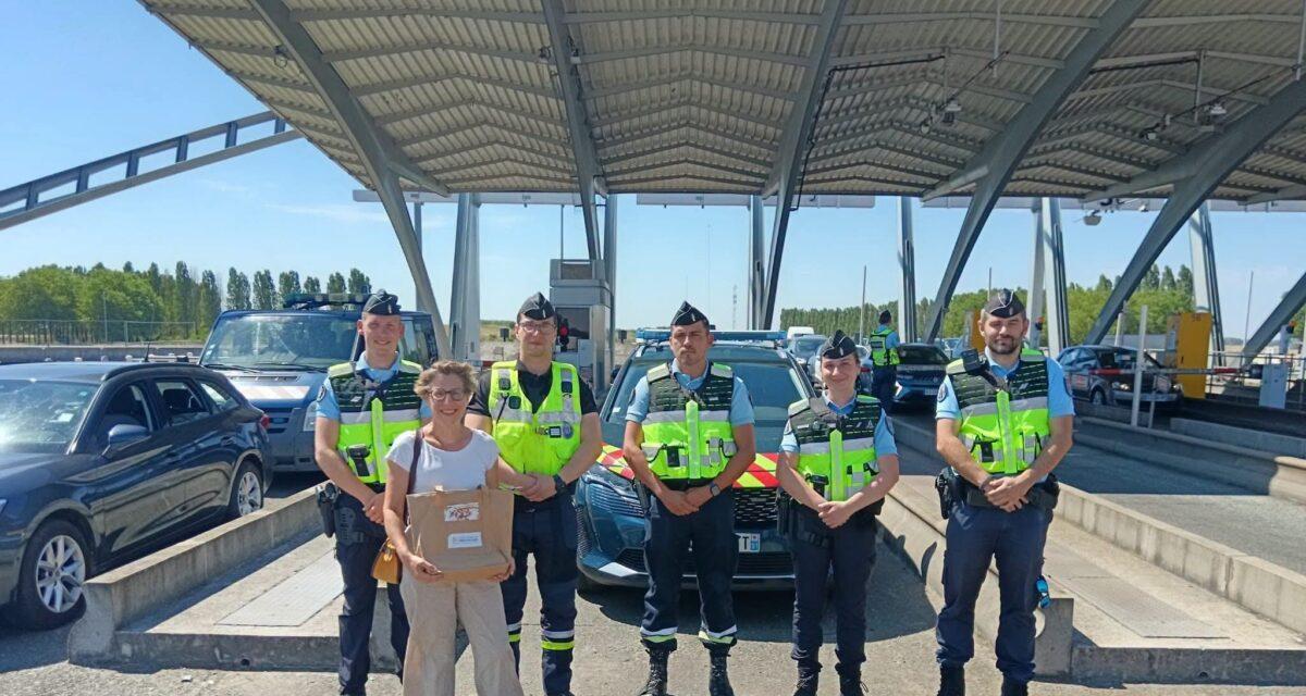 Bonne nouvelle pour les vacances : 30 000 kits gratuits distribués cet été par les gendarmes pour vous protéger du danger routier