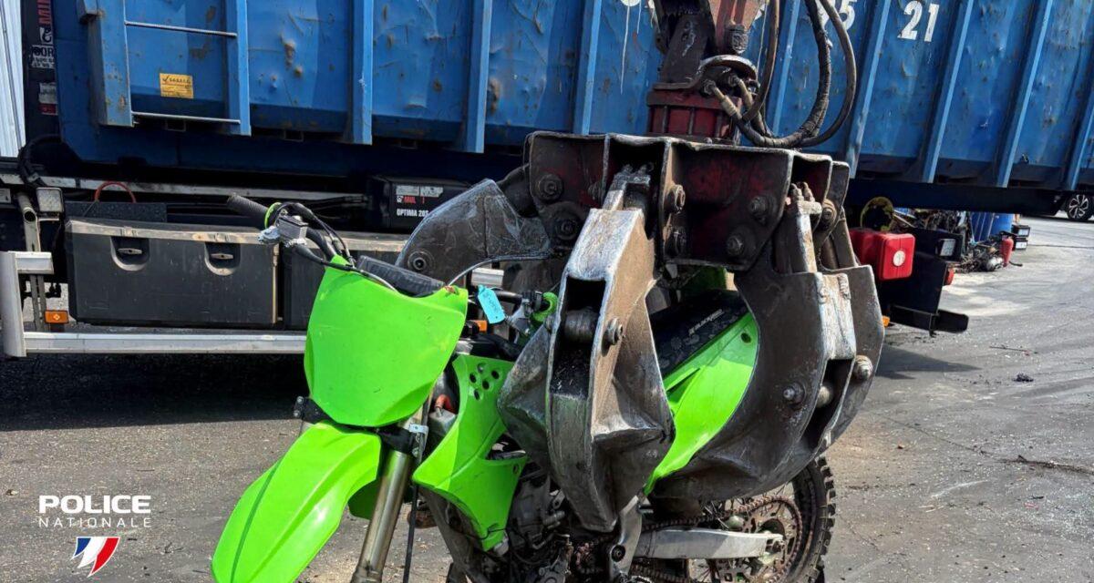 Il fait le wheelie sur 20 mètres à 17 ans, un autre roule à 176 km/h : trois chauffards rattrapés par la police après des rodéos urbains