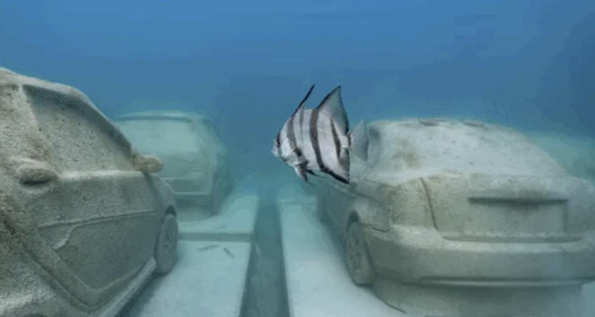 Ils jettent des camions et des wagons de métro à la mer... pour créer des récifs artificiels