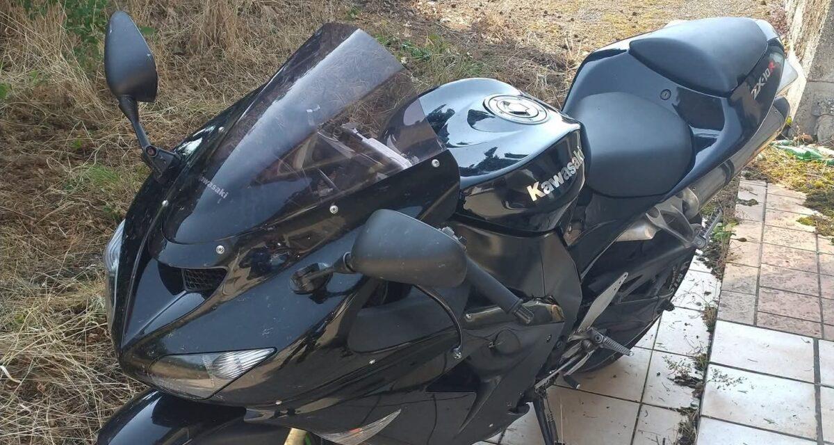 Un motard fugitif braquait un flash sur les gendarmes pour les éblouir : l'astuce n'a pas suffi à le sauver