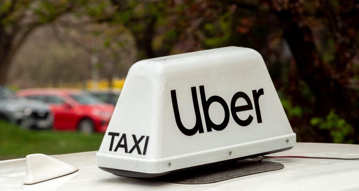 825 millions d'euros : Uber reçoit la 2I plus grosse amende RGPD de l'histoire pour avoir laissé une IA licencier ses chauffeurs
