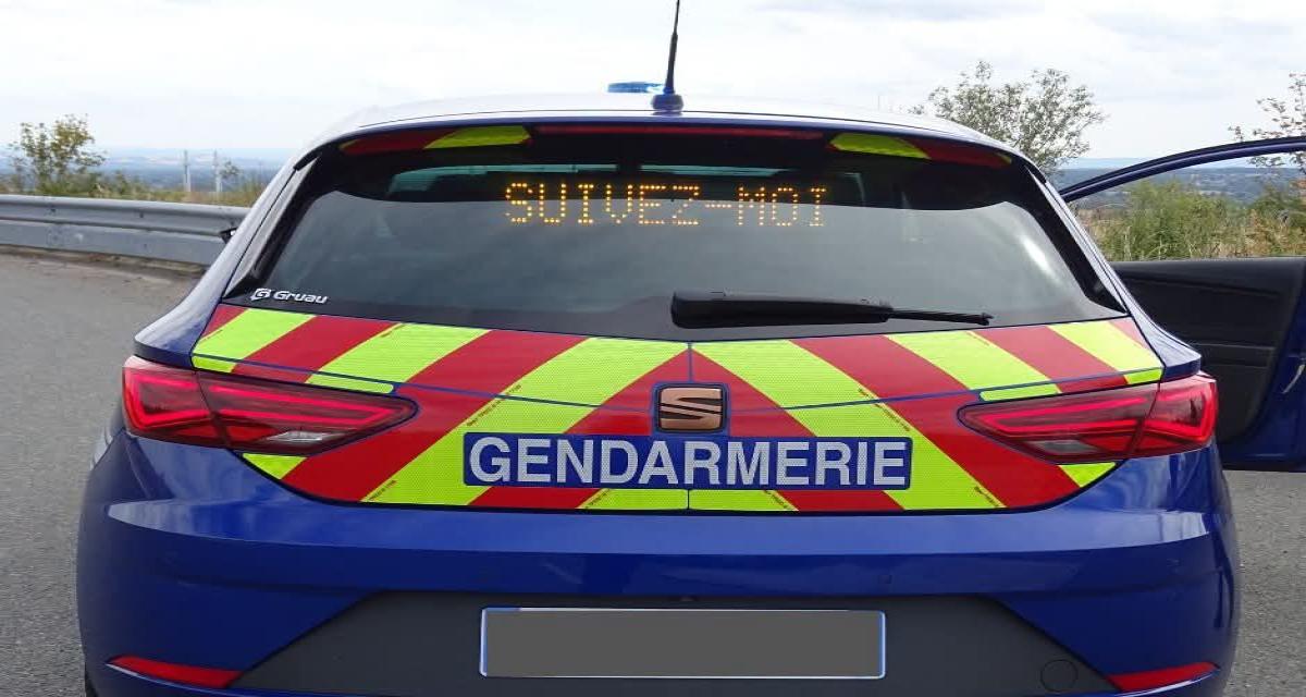 « J'ai pris le rond-point un peu trop vite » : sa voiture part en tête-à-queue et percute un autre véhicule