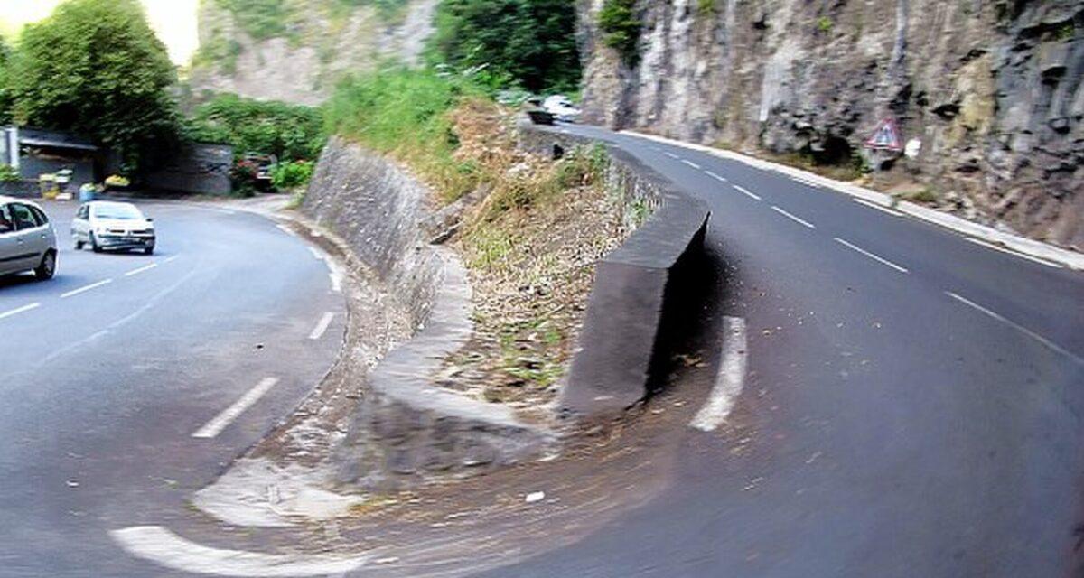 Route de Cilaos : Ces 4 comportements dangereux recensés chaque jour sur la RN5 aux 400 virages