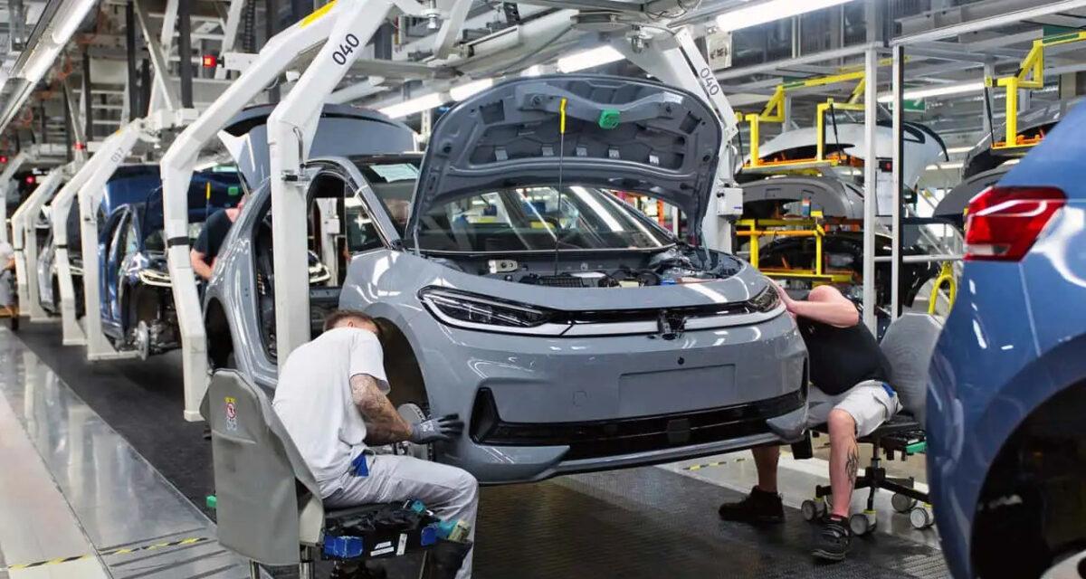 Volkswagen : la restructuration la plus lourde de son histoire touche jusqu'à 100 000 emplois