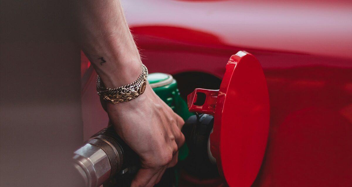 Carburant en France : les deux chiffres alarmants de ce début de semaine