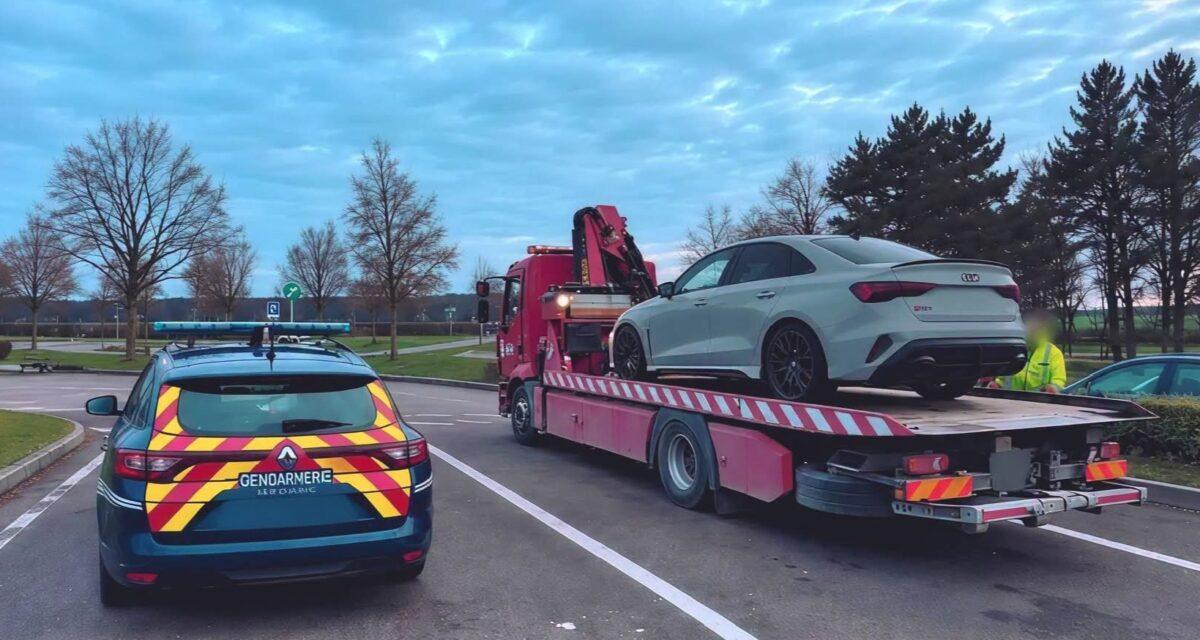 Il suit son Audi volée en temps réel, attend le bon moment... puis coupe le moteur à distance : les suspects n'ont rien vu venir