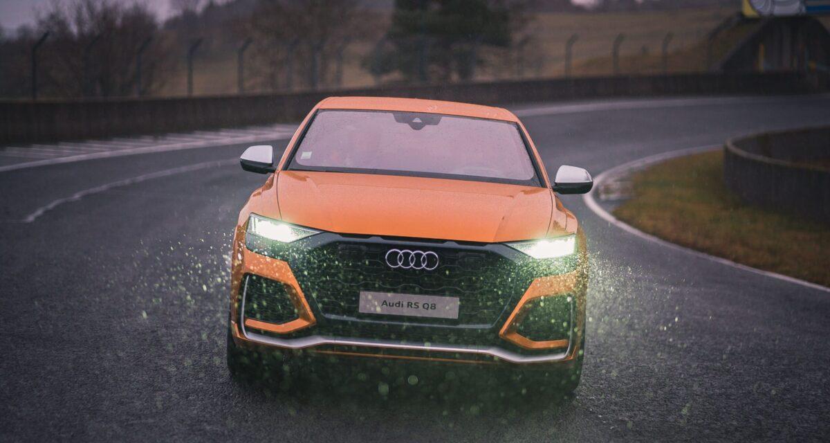 Flashé à 135 km/h au lieu de 50 dans un village : son Audi Q8 part en fourrière, lui rentre à pied