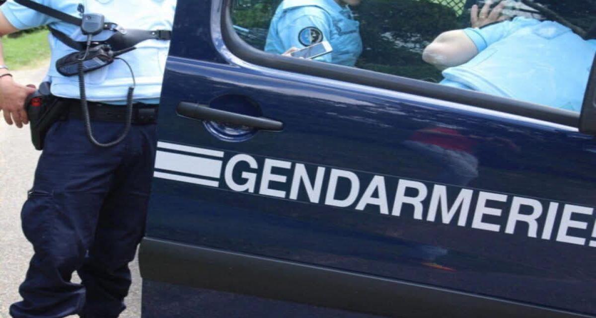 Un chauffard double une patrouille de gendarmerie à toute vitesse : une infraction qui conduit à la découverte surprise
