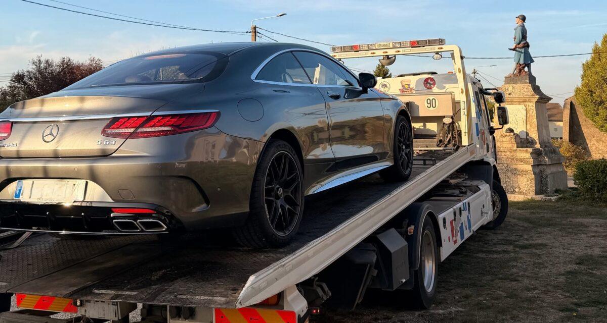 À 73 ans, il roule à 171 km/h sur une route à 90 : même son permis n'a pas survécu à l'accélération