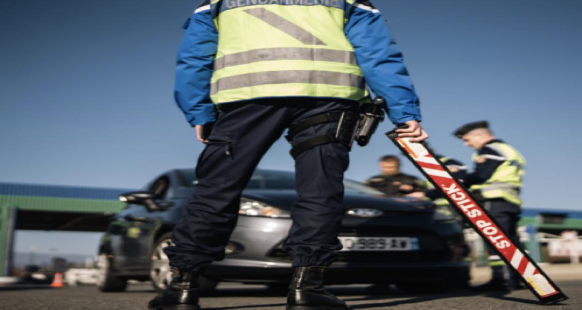 La BAC voulait contrôler et arrêter une Audi volée, elle s'est retrouvée sous une pluie de projectiles