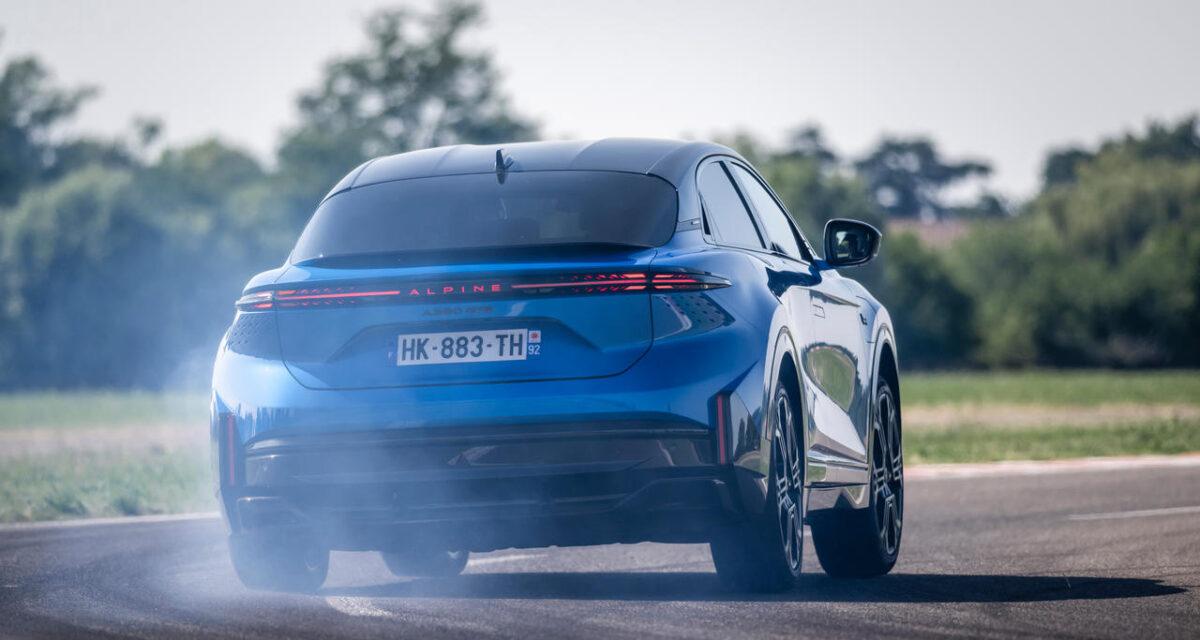 Alpine A390 : face à des ventes timides, une variante propulsion à venir